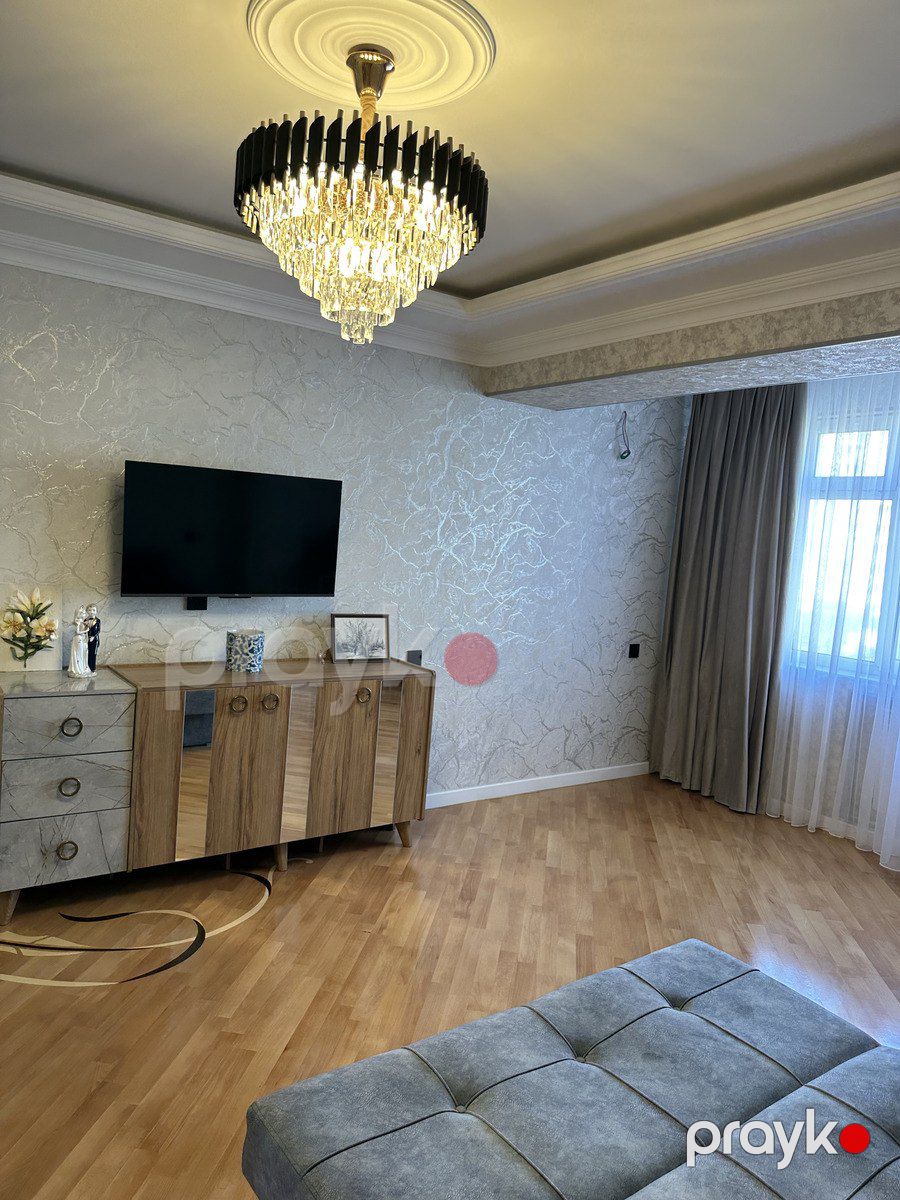 Satılır 1 otaqlı köhnə tikili 50 m² — Mənzil, Bakı (5)
