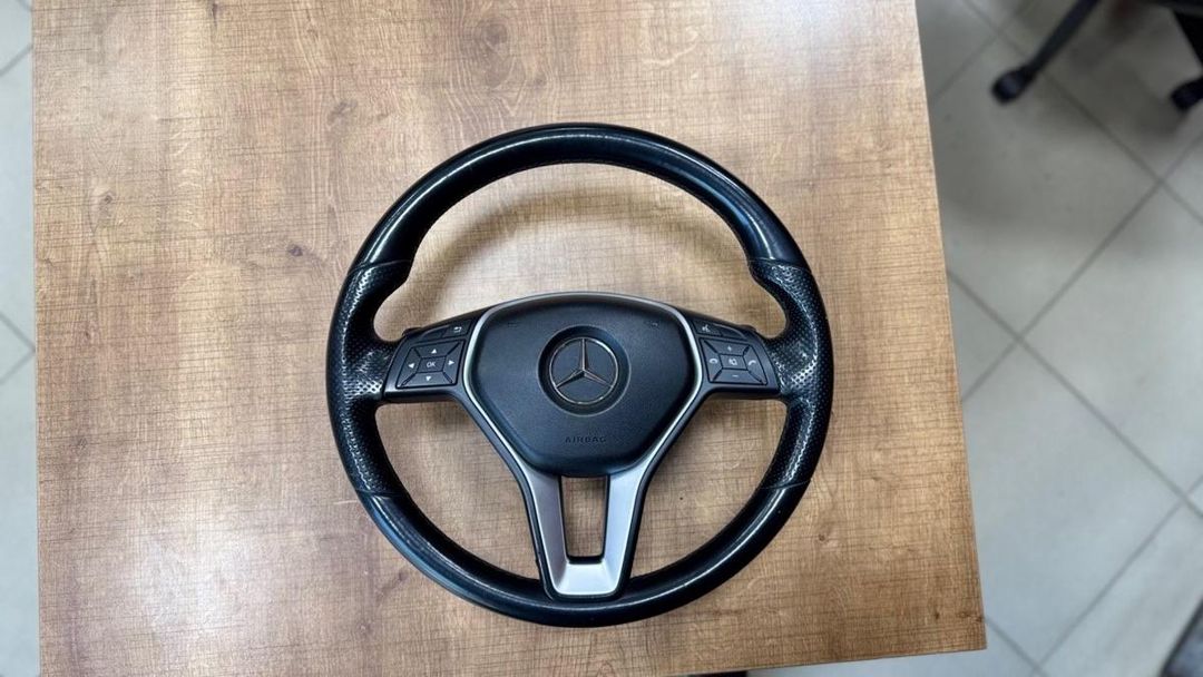 Mercedes W166 sükanı — Ehtiyat hissələri və aksesuarlar, Bakı (7)