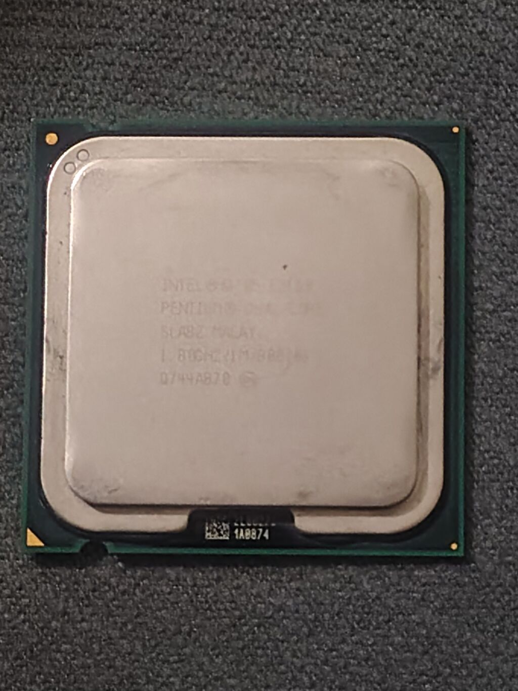 LGA775 1.ayaqi eyridi amma mence islemelidi wp var endirim olacaq — Ana platalar, Bakı (3)