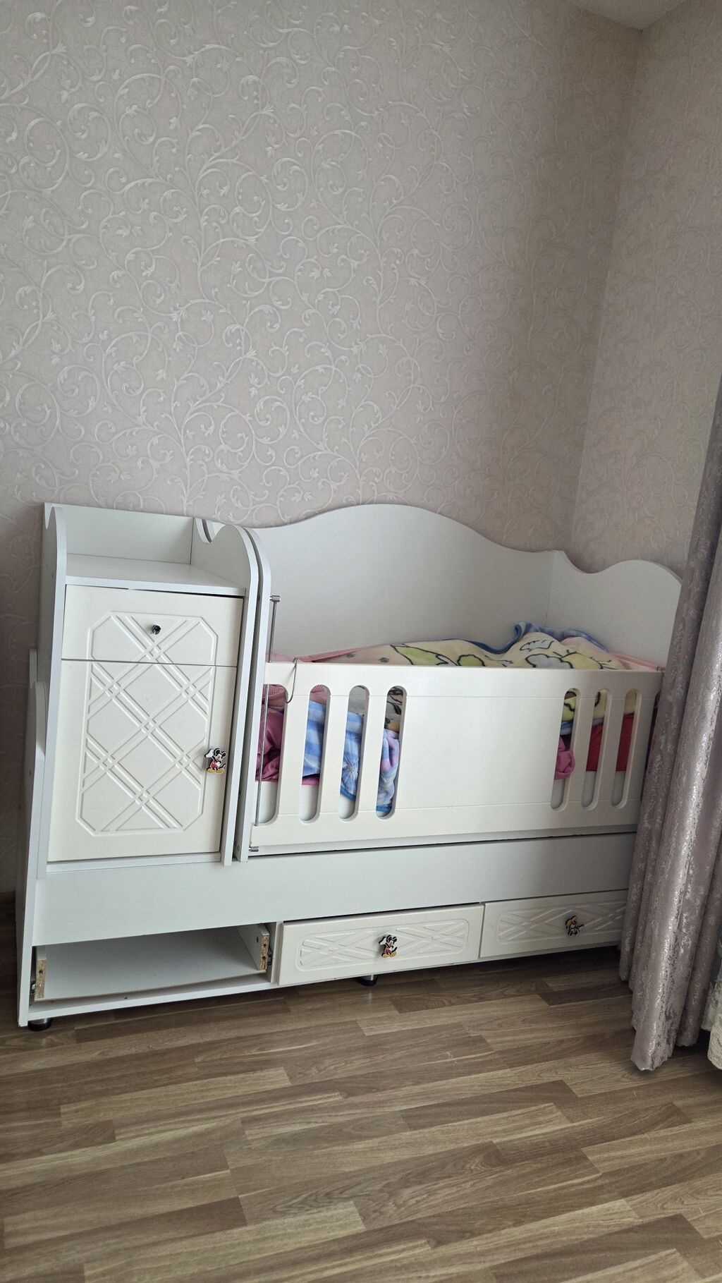 Oğlan və qız üçün, İşlənmiş, Dördbucaq, Beşik, Dəstsiz, Matras ilə, Yellənmə mexanizmi ilə — Bəşikləri, Xırdalan (4)