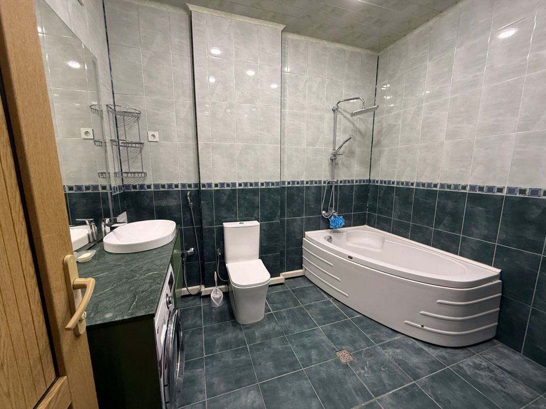 İcarəyə verilir 3 otaqlı yeni tikili 150 m² — Mənzil, Bakı (12)