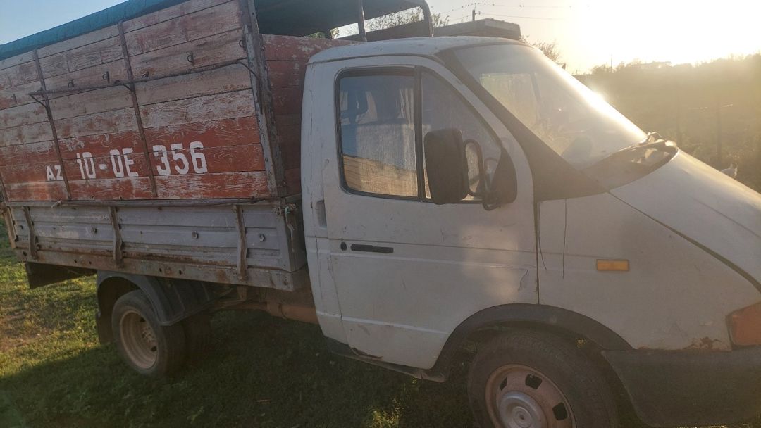 GAZ, 1998 il — Yük avtomobilləri və qoşqular, Saatlı (2)