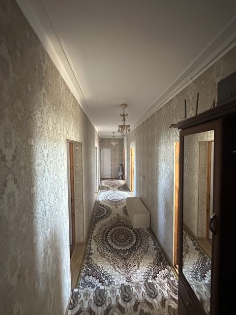 Satılır 6 otaqlı köhnə tikili 114.8 m² — Bakı