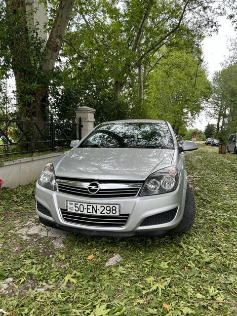 Opel Astra, 1.4 L, 2010 il, 210 528 km — Bakı