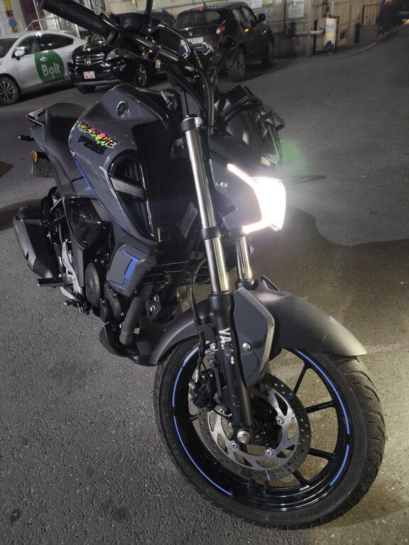 Yamaha FZ-S FI Deluxe, 150 sm3, 2025 il, 8 000 km — Motosikletlər, Bakı (4)