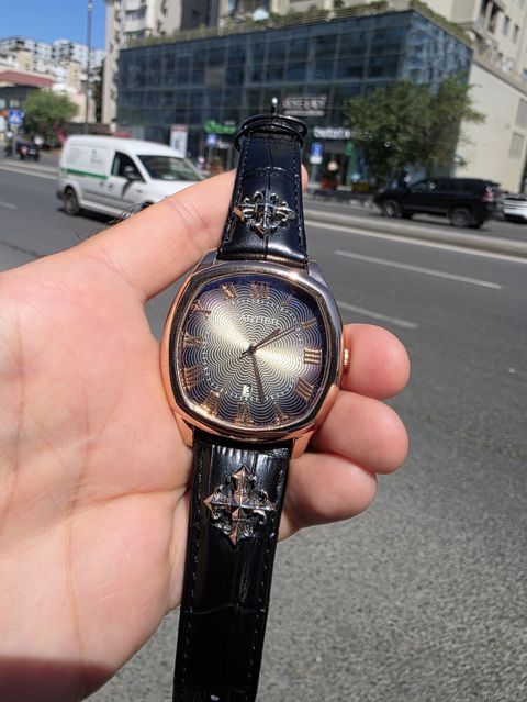 "Cartier" kişi qol saatı. Yenidir. Cəmi 12 manata. Əla saatdır — Bakı