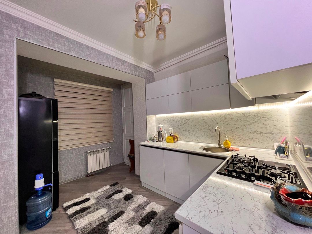 Satılır 3 otaqlı köhnə tikili 60 m² — Mənzil, Bakı (12)
