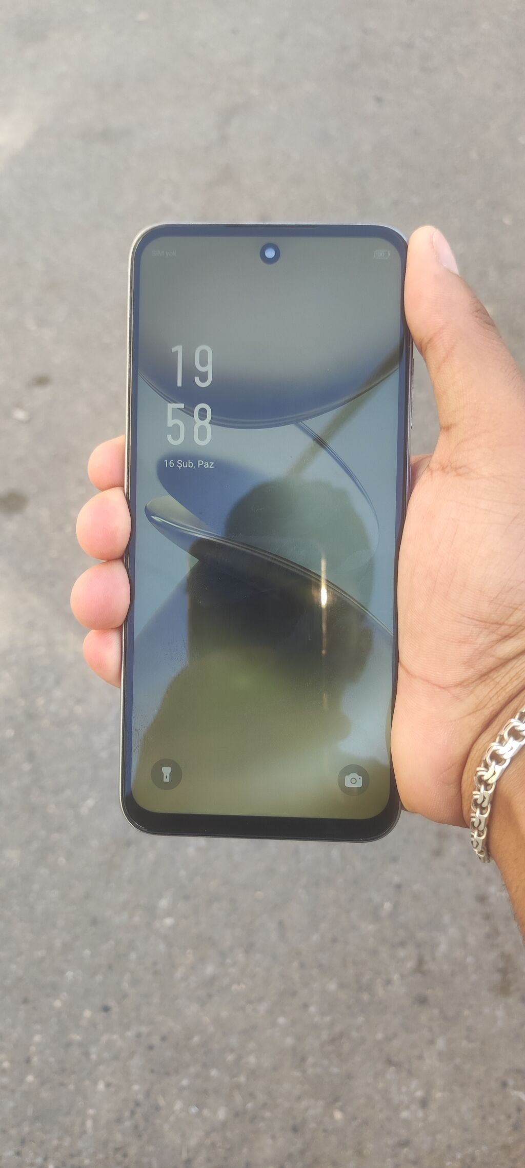 Məhsul: Smartfon (gümüş/açıq boz rəng) Xüsusiyyətlər və dizayn — Digər smartfonlar, Bakı (2)