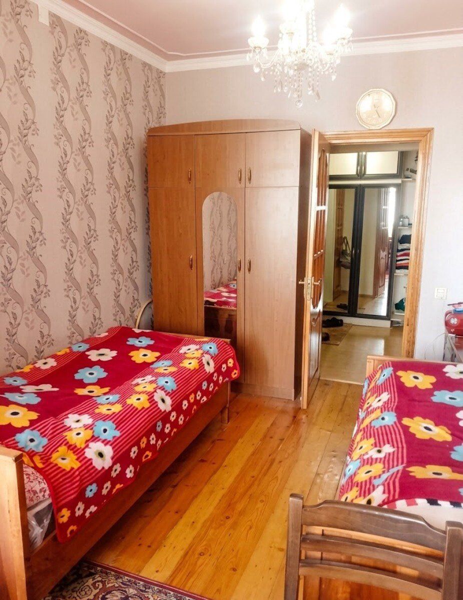 Satılır 3 otaqlı köhnə tikili 84 m² — Mənzil, Bakı (2)