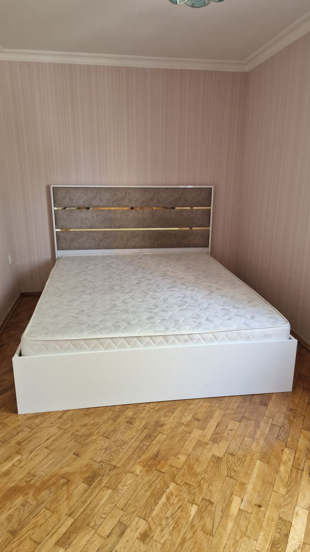 Mebel dəsti – ikinəfərlik çarpayı və matrass - Ölçü: təxmini 160x200 — Yataq otağı mobilya dəstləri, Bakı (2)