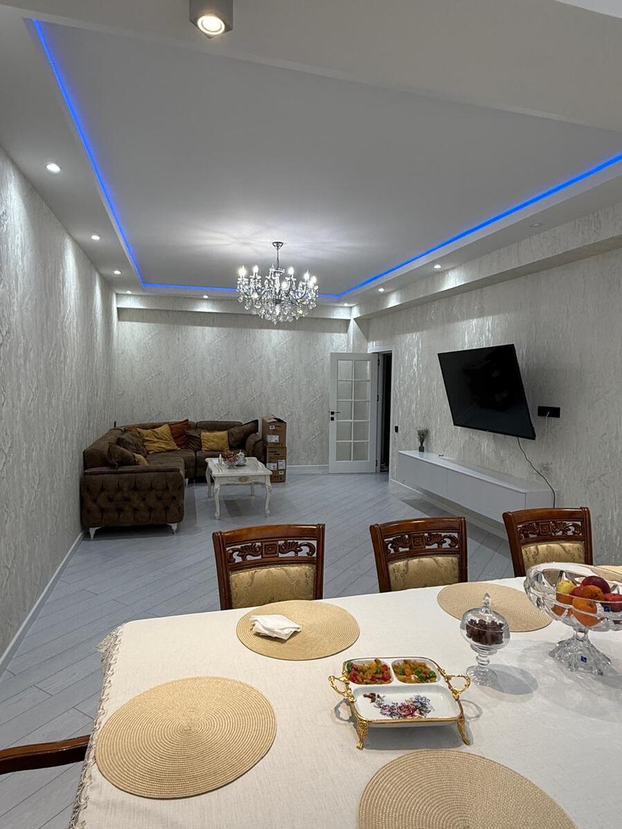 Satılır 4 otaqlı yeni tikili 130 m² — Mənzil, Bakı (5)