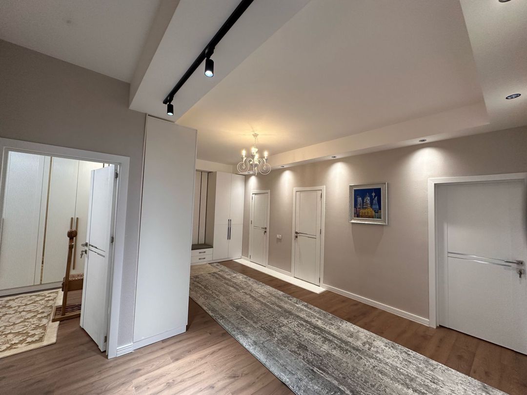 Satılır 4 otaqlı yeni tikili 192 m² — Mənzil, Bakı (11)