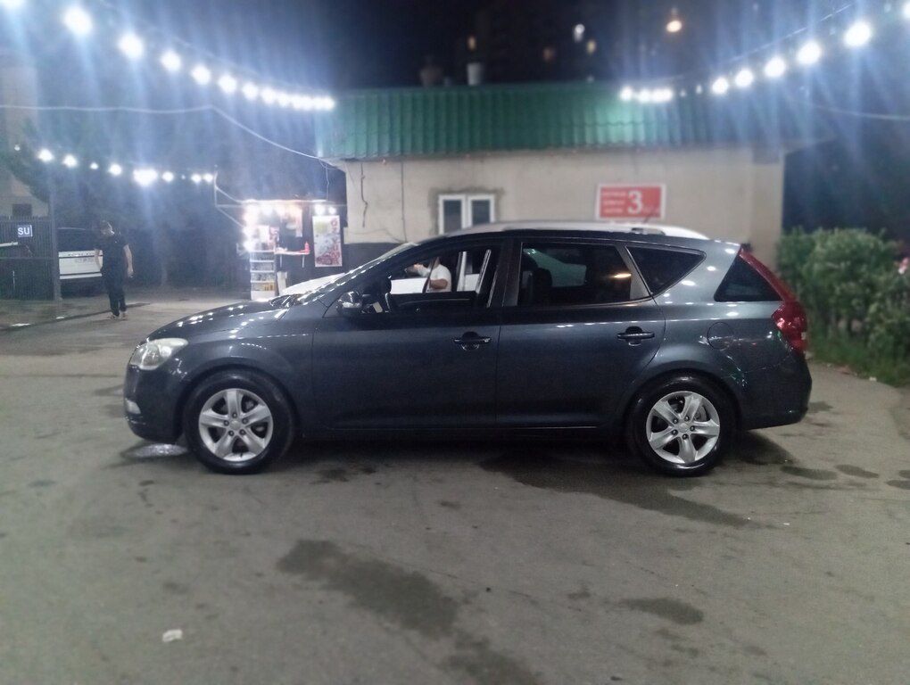 Kia Ceed SW, 1.6 L, 2011 il, 315 000 km — Avtomobillər, Bakı (3)