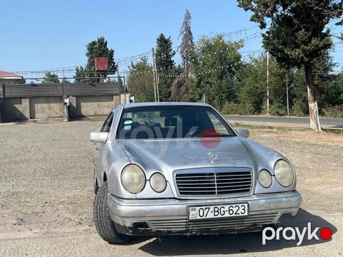 Mercedes E 230, 2.3 L, 1996 il, 324 288 km
