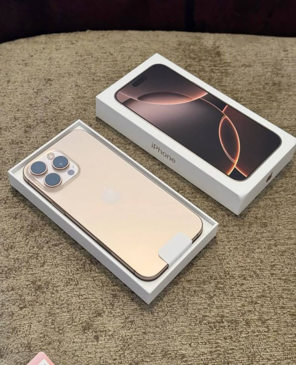 Apple iPhone 16 Pro Max Desert Titanium 256GB/8GB — Smartfonlar, Bakı