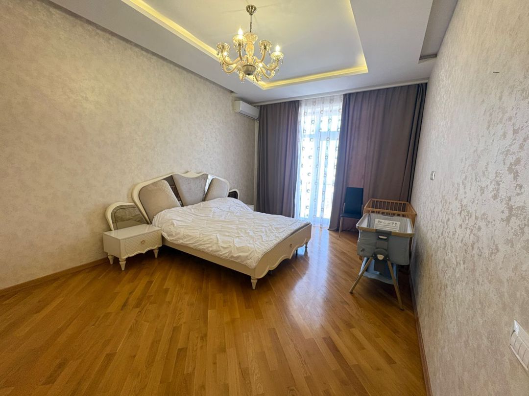 4-otaqlı yeni tikili kirayə verilir, 28 May m., 210 m² — Mənzil, Bakı (5)