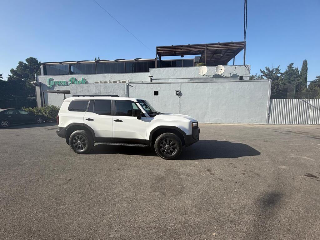 Toyota Land Cruiser Prado, 2.7 L, 2025 il, 18 600 km — Avtomobillər, Bakı (12)