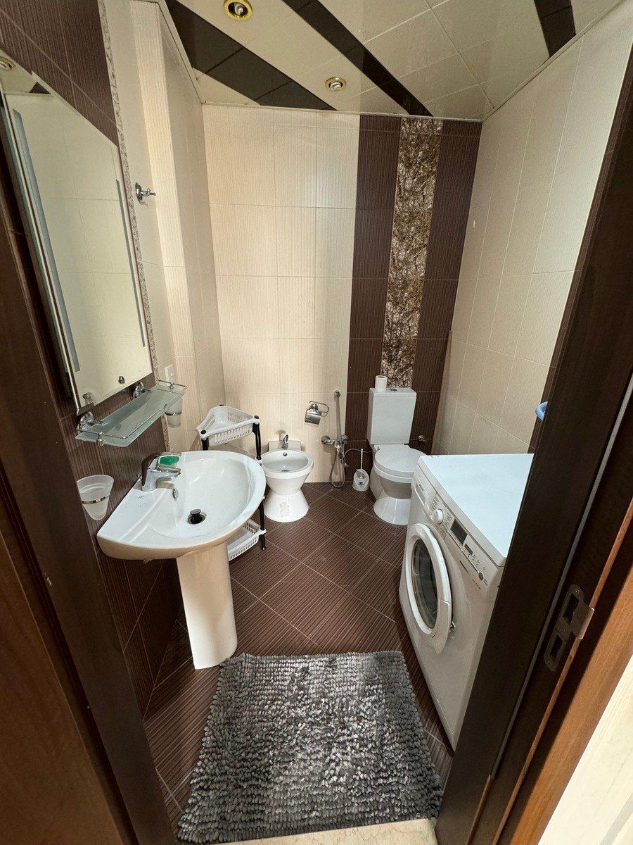 İcarəyə verilir 3 otaqlı yeni tikili 135 m² — Mənzil, Bakı (11)