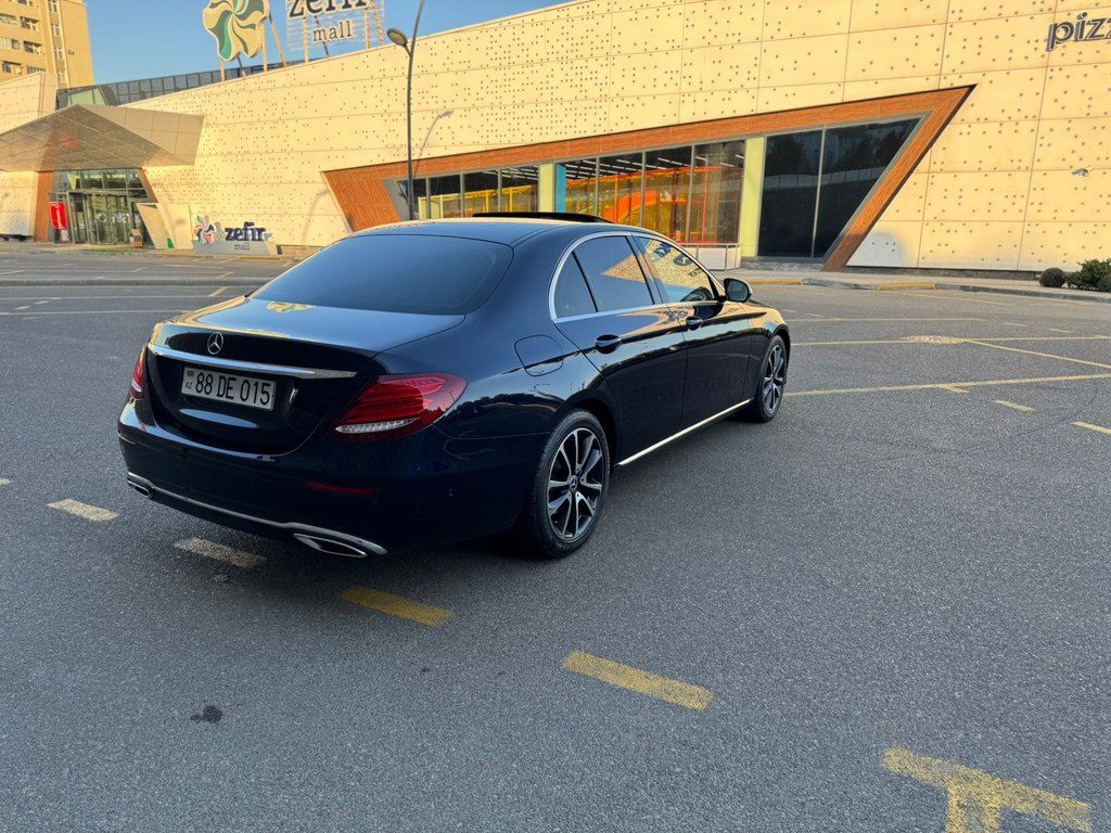 Mercedes E 220 d, 2.1 L, 2016 il, 165 000 km — Avtomobillər, Bakı (7)