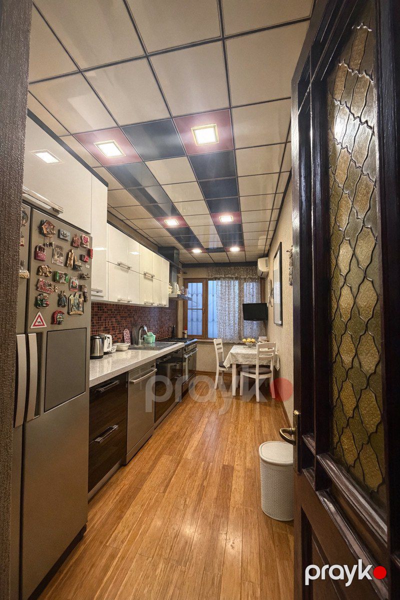 Satılır 5 otaqlı köhnə tikili 210 m² — Mənzil, Bakı (4)