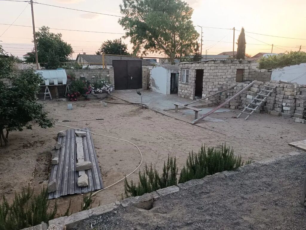 Həyət evi satılır - 1 mərtəbəli, manqal damlı (qırmızı metal kirəmit) — Ev, villa, Digah (2)