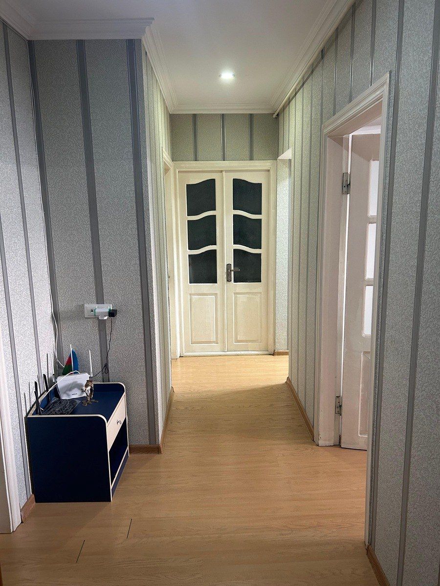 Satılır 3 otaqlı köhnə tikili 80 m² — Mənzil, Bakı