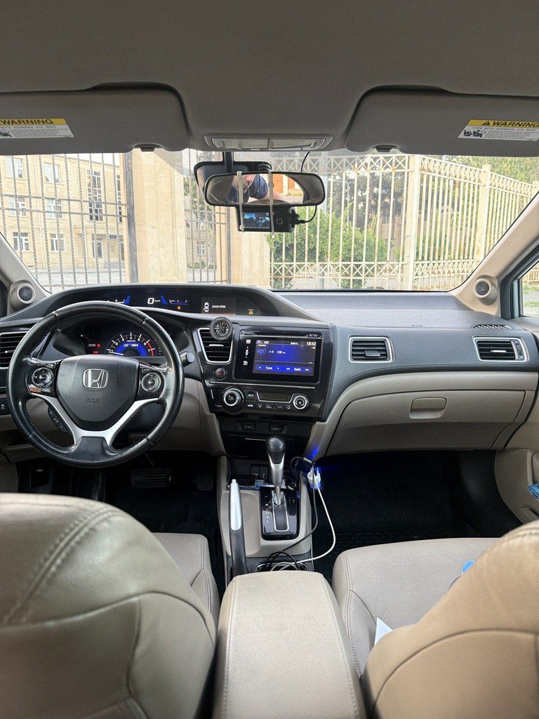 Honda Civic, 1.5 L, 20 kWh, 2014 il, 313 000 km — Avtomobillər, Bakı (6)