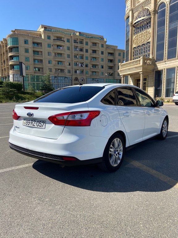 Ford Focus, 1.6 L, 2012 il, 160 000 km — Avtomobillər, Bakı (6)