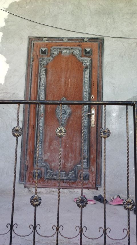 Qapı — Bakı