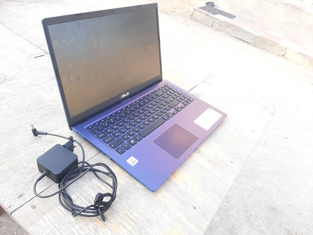 Asus (i3 10-cu nəsil/8 GB RAM/256GB sürətli SSD) — Noutbuklar, Bakı (4)