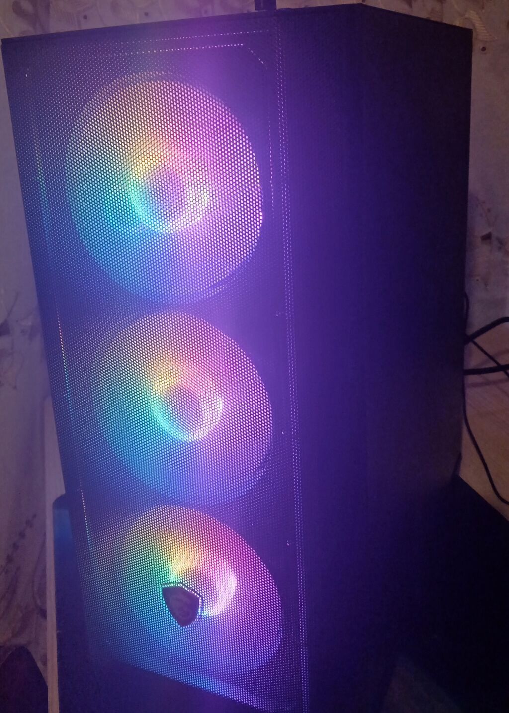 Msi Case 4 eded RGB Fan CPU: intel Core TM Cpu: i5-12400F Ram: 16 RAM — Masaüstü kompüterlər, Xırdalan (3)