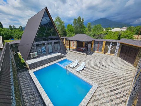İcarəyə verilir 3 otaqlı həyət evi/bağ evi 180 m² — Qəbələ