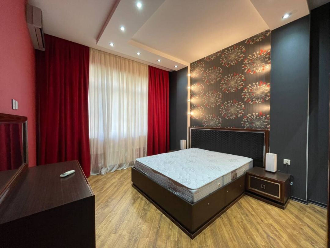 İcarəyə verilir 3 otaqlı köhnə tikili 110 m² — Mənzil, Bakı (3)