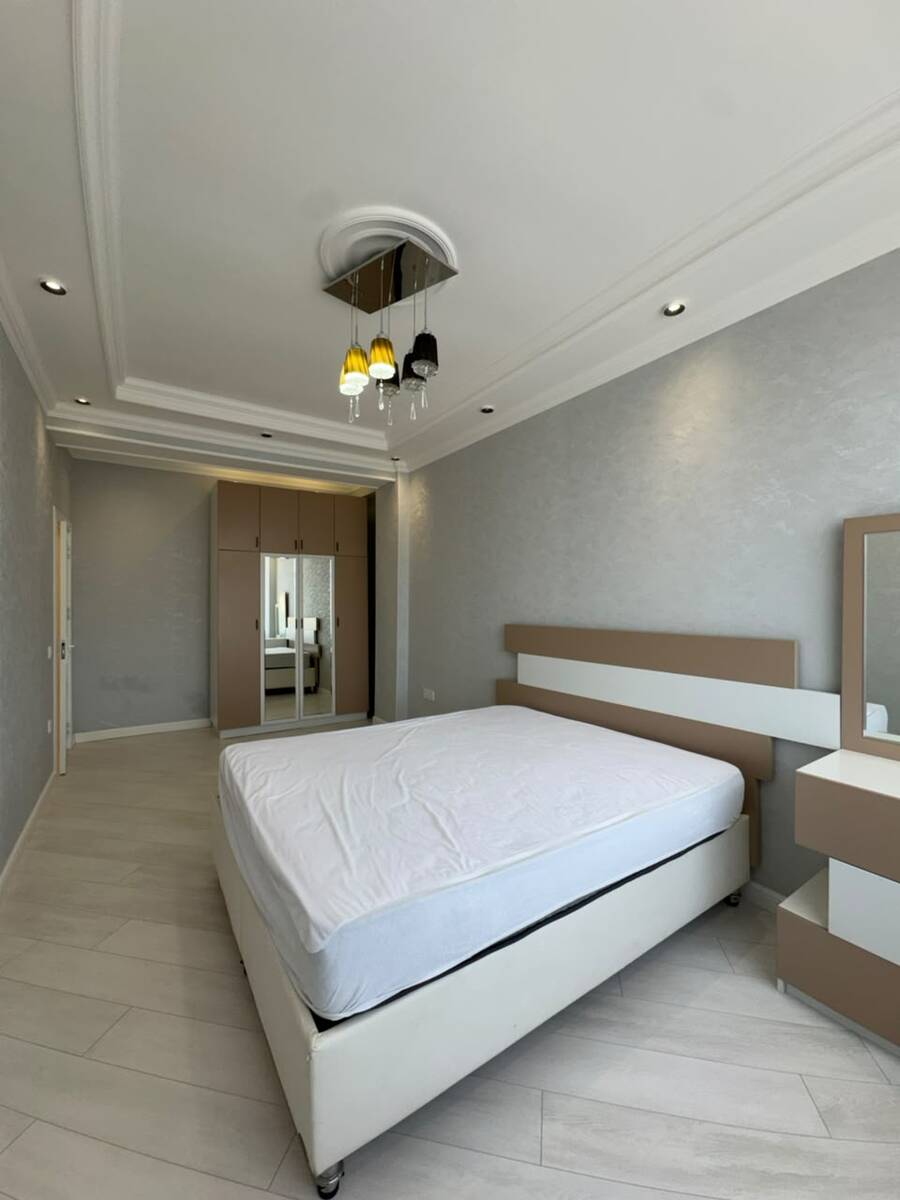 Satılır 4 otaqlı yeni tikili 110 m² — Mənzil, Bakı (4)
