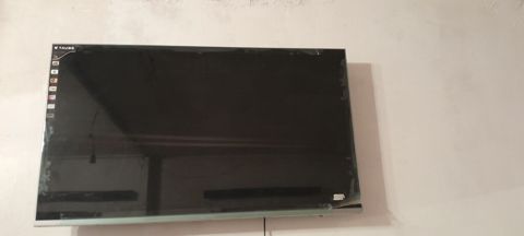 Taube LED televizor - Ekran ölçüsü: təxminən 40–43 düym (divara — Digah