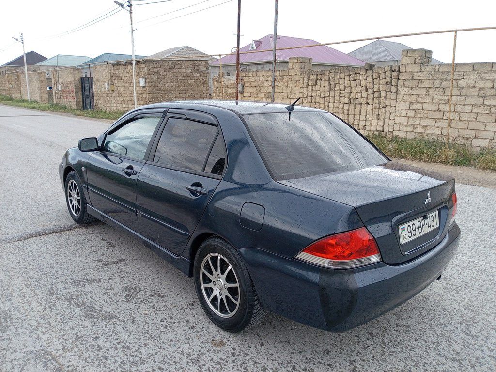 Mitsubishi Lancer, 1.6 L, 2004 il, 425 000 km — Avtomobillər, Bakı (4)