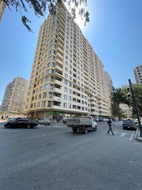 Satılır 3 otaqlı yeni tikili 170 m² — Bakı