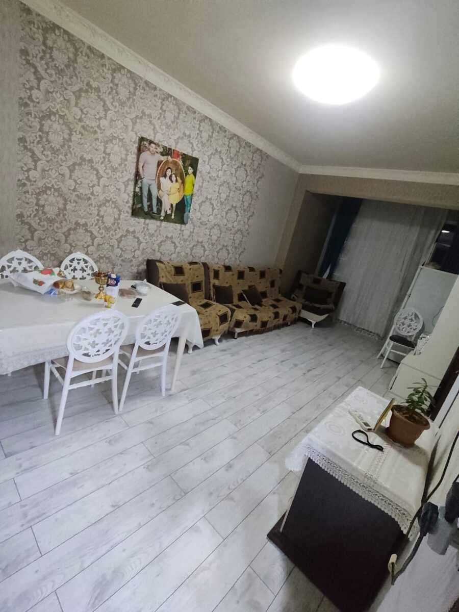Satılır 3 otaqlı köhnə tikili 65 m² — Mənzil, Bakı
