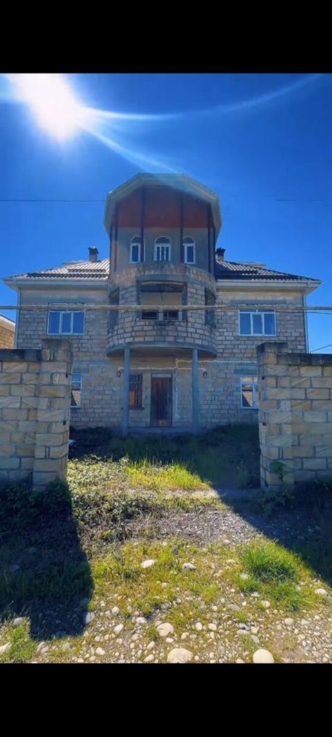 Həyət evi, Qusar r — Qusar