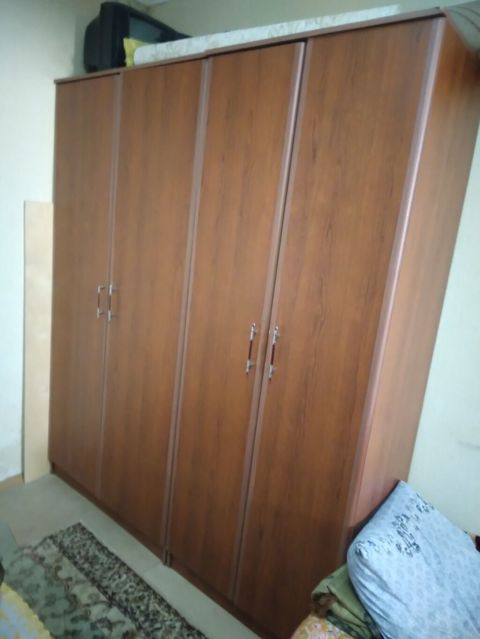 Dörd qapılı geyim dolabı - Material: laminat/LDSP ağac teksturalı — Bakı