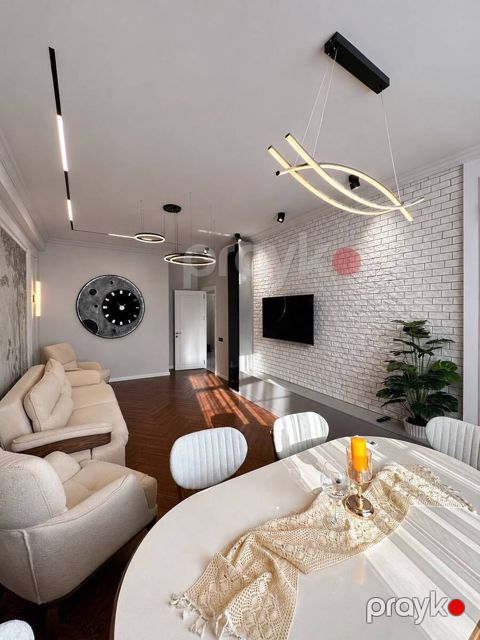 2-otaqlı yeni tikili kirayə verilir, Elmlər Akademiyası m., 74 m²
