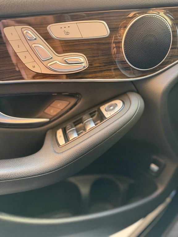 Mercedes GLC 300 4MATIC, 2.0 L, 2018 il, 95 000 km — Avtomobillər, Bakı (11)