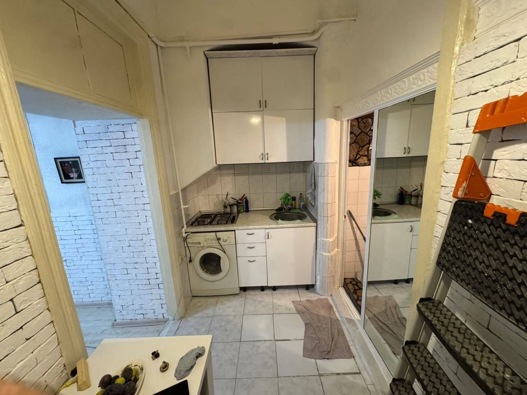 İcarəyə verilir 1 otaqlı köhnə tikili 35 m² — Mənzil, Bakı (9)