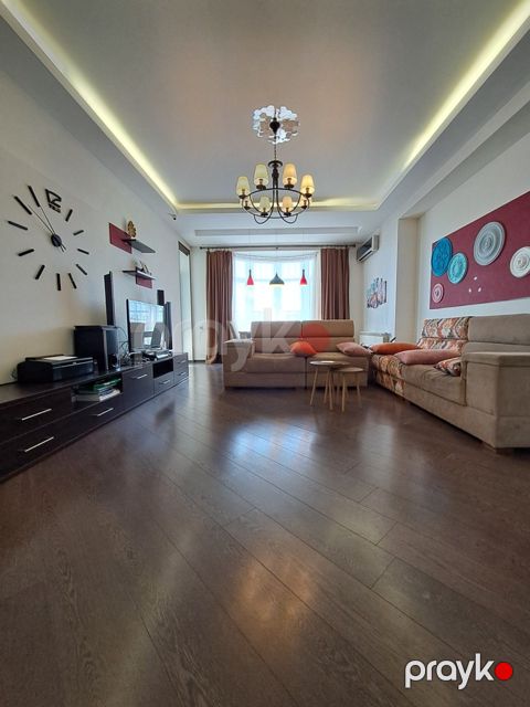 Satılır 3 otaqlı yeni tikili 120 m²