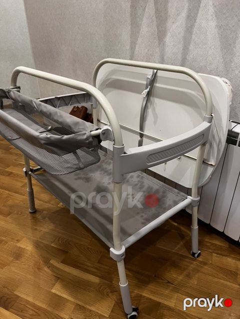 Uşaq üçün çimmə və alt dəyişmə masası/komodu. Vannasız Satılır. Sadece — Bakı