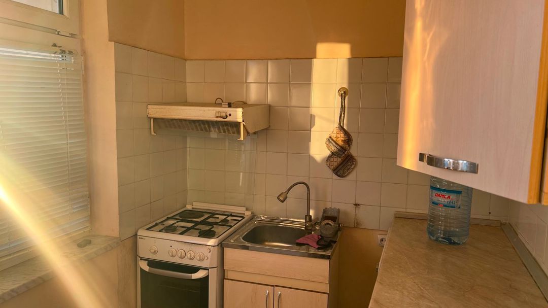 Satılır 1 otaqlı köhnə tikili 45 m² — Mənzil, Bakı (5)
