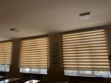 Zebra jalüz pərdələr – krem/bej rəng, üfüqi şəffaf və qeyri-şəffaf — Curtains, rods, blinds