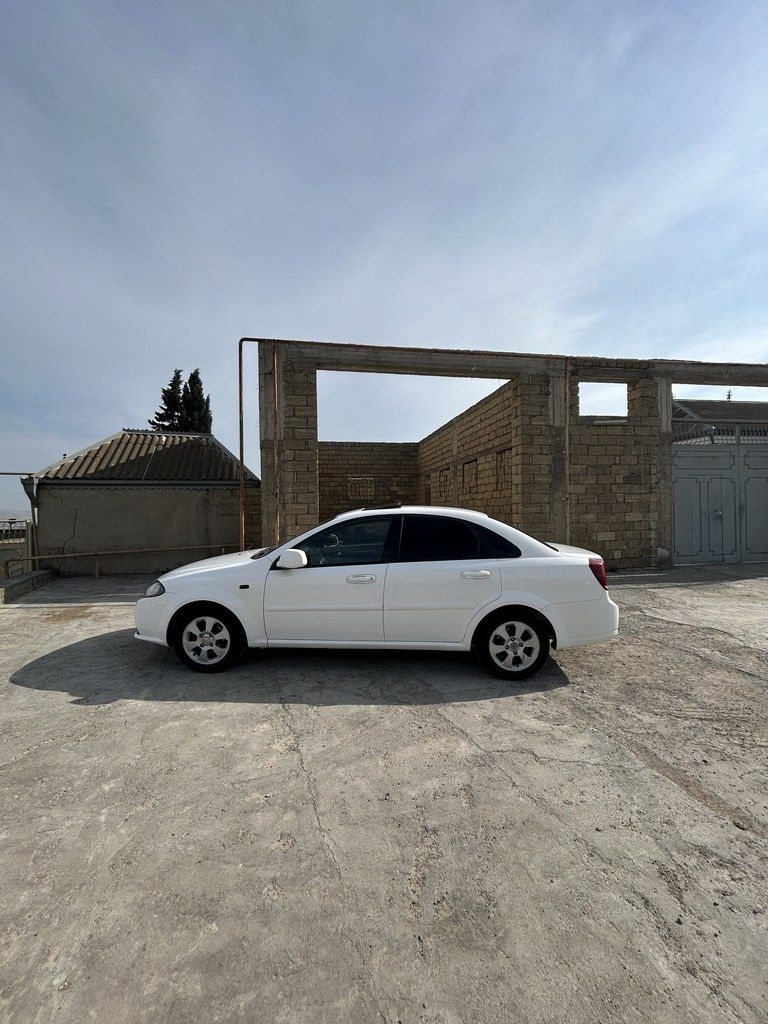 Daewoo Gentra, 1.5 L, 2014 il, 300 000 km — Avtomobillər, Bakı (8)