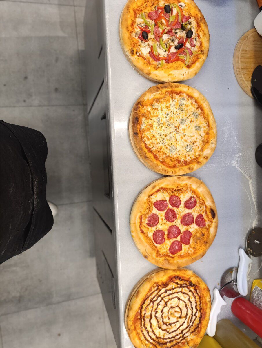Pizza ustası iş axtarıram — İş axtarıram, Bakı