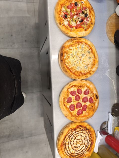 Pizza ustası iş axtarıram — Bakı